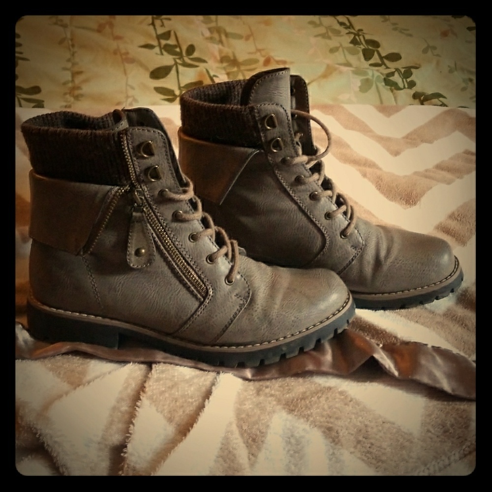 Size 8 Boots